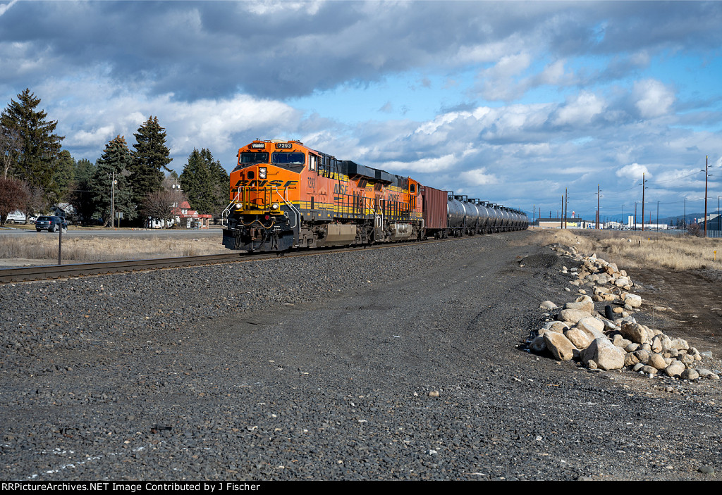 BNSF 7223